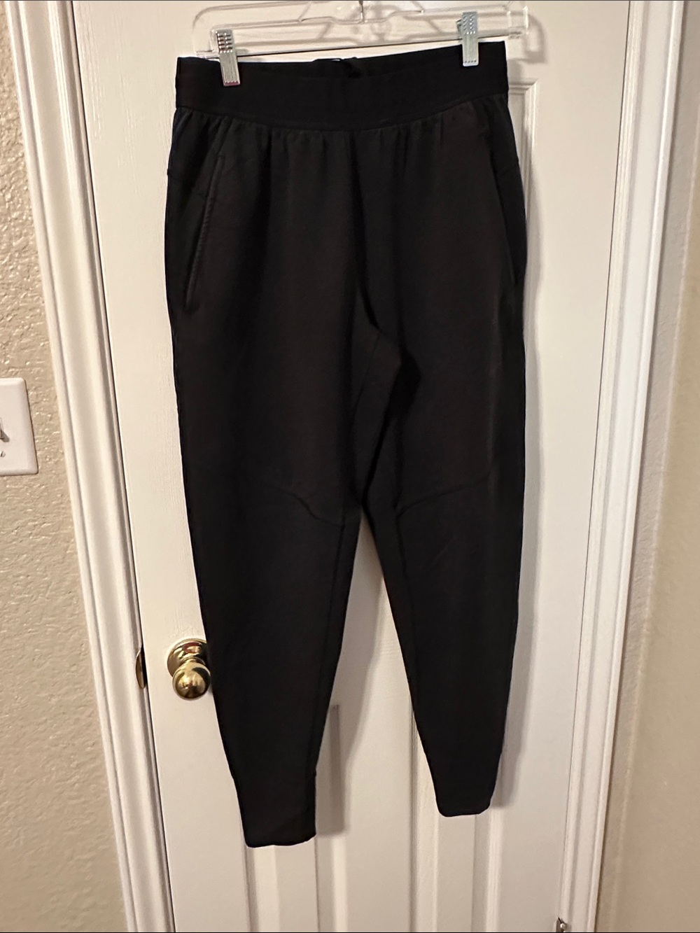 Nike Black Men's Tapered Joggers